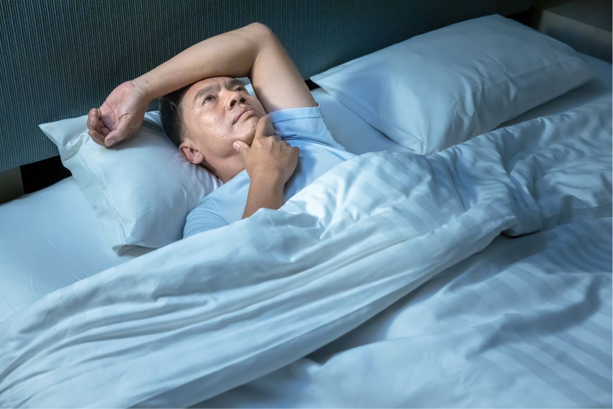 10 effective ways to improve your sleep and fight insomnia