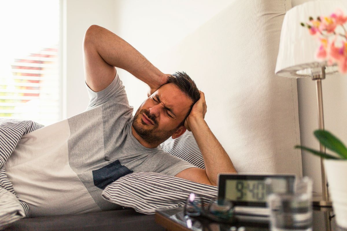 Ból z tyłu głowy – najczęstsze przyczyny, objawy i skuteczne leczenie