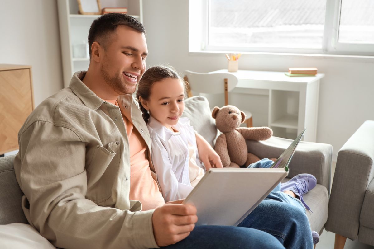 Reading fairy tales to children daily strengthens child development
