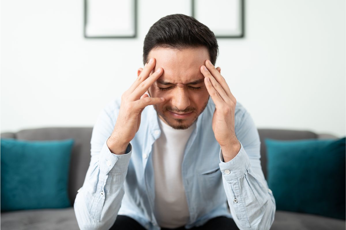 Migraine causes symptoms treatment effective ways of coping with pain
