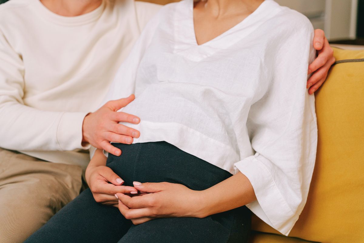 Missed (retained) miscarriage symptoms prevention pregnancy educational photograph